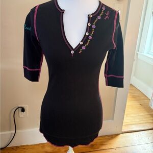 Alp-N-Rock Embroidered Cross Floral Henley Apres Ski Alpine Boho Size S